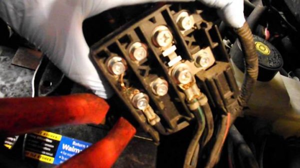 When Your Battery Fuse Is Blown: Symptoms And Fixes - Spot Dem